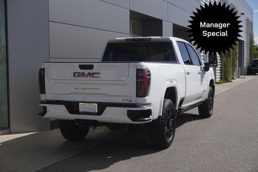 2024 GMC Sierra 2500 AT4