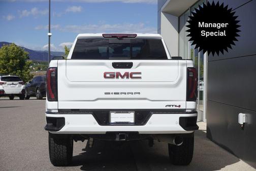 2024 GMC Sierra 2500 AT4