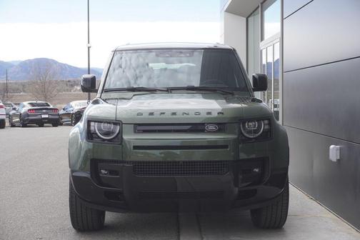 2026 Land Rover Defender P400 X-Dynamic SE