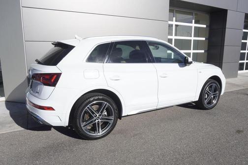 2023 Audi Q5 e 55 S line Premium Plus