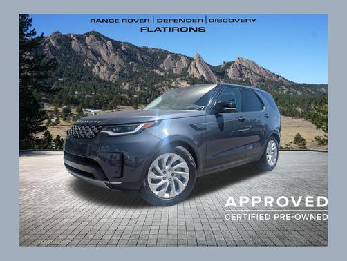 Varesine Blue Metallic 2025 Land Rover Discovery P300 S