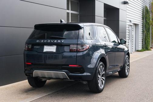 2025 Land Rover Discovery Sport S