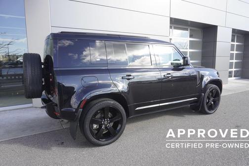 2022 Land Rover Defender 110 X-Dynamic HSE