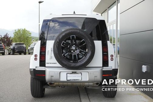 Fuji White 2025 Land Rover Defender 110 P300