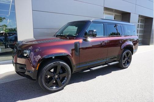 2025 Land Rover Defender 130 P400 X-Dynamic SE