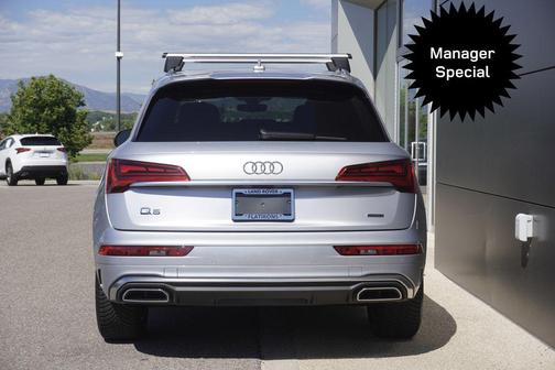 2022 Audi Q5 45 S line Premium
