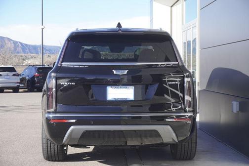 2026 Cadillac VISTIQ Luxury