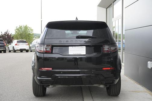 Santorini Black Metallic 2026 Land Rover Discovery Sport Landmark