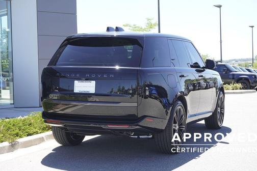 Black 2025 Land Rover Range Rover P530 SE
