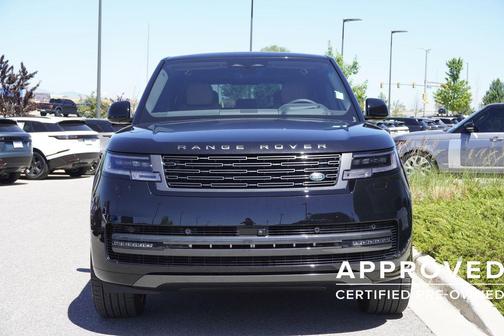 Black 2025 Land Rover Range Rover P530 SE