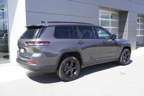 Baltic Gray Metallic Clearcoat 2022 Jeep Grand Cherokee L Limited