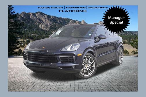 Moonlight Blue Metallic 2022 Porsche Cayenne Cayenne