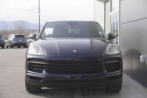 2022 Porsche Cayenne Cayenne