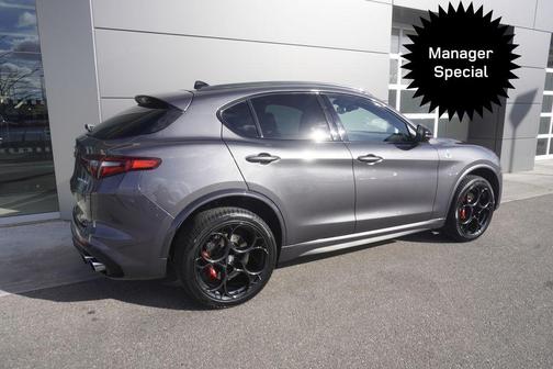 2023 Alfa Romeo Stelvio Quadrifoglio
