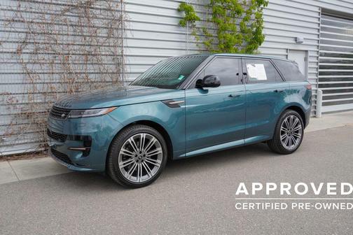 Giola Green Metallic 2024 Land Rover Range Rover Sport SE
