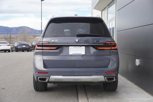 2023 BMW X7 xDrive40i