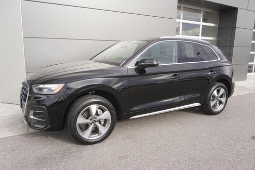 2023 Audi Q5 40 Premium Plus