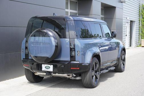 Tasman Blue Metallic 2026 Land Rover Defender P400 X-Dynamic SE