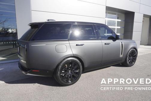 2023 Land Rover Range Rover P530 SE