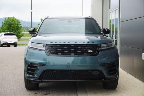 2026 Land Rover Range Rover Velar P250 SE R-Dynamic