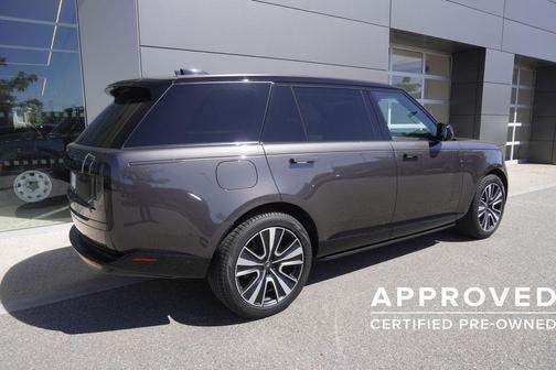 2025 Land Rover Range Rover P400 SE 7 Seat