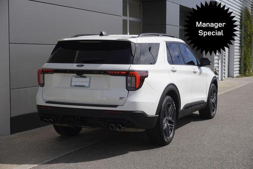 2025 Ford Explorer ST