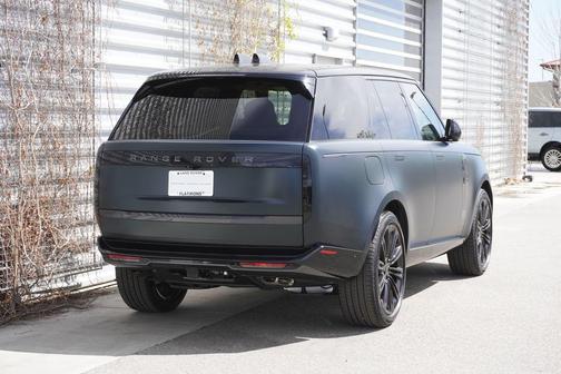 British Racing Green 2026 Land Rover Range Rover P530 SE