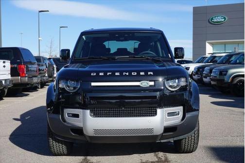 2025 Land Rover Defender 90 P300 S