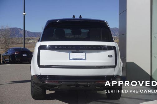 2023 Land Rover Range Rover P530 SE