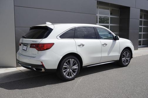 White Diamond Pearl 2017 Acura MDX 3.5L w/Technology Package
