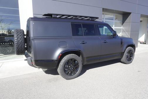 Carpathian Grey Premium Metallic 2026 Land Rover Defender P400 Outbound