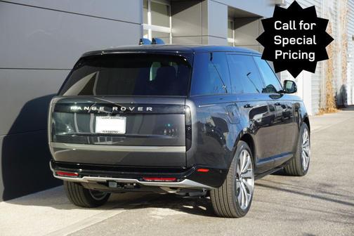 2025 Land Rover Range Rover SE