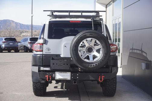 2014 Toyota FJ Cruiser Base