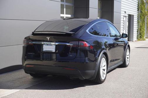 2017 Tesla Model X 75D
