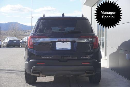 2022 GMC Acadia AWD AT4