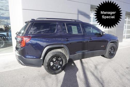 2022 GMC Acadia AWD AT4