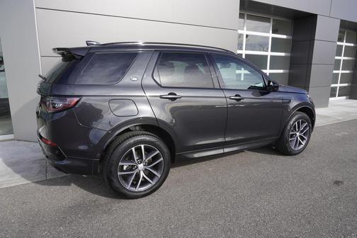 2025 Land Rover Discovery Sport S