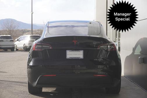 2023 Tesla Model Y Long Range Dual Motor All-Wheel Drive