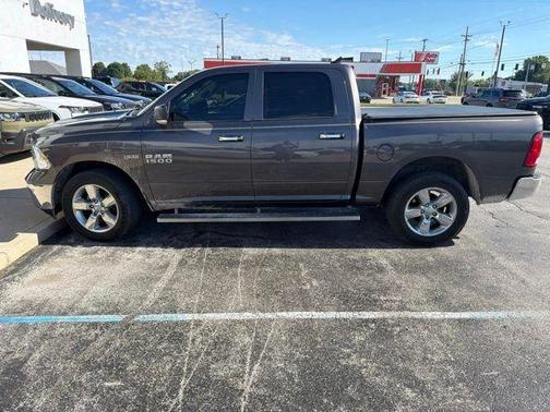 Granite Crystal Metallic Clearcoat 2015 RAM 1500 Big Horn