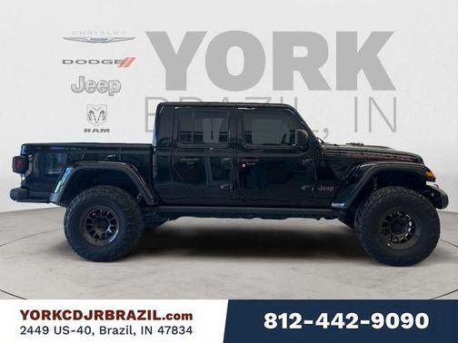 Black Clearcoat 2023 Jeep Gladiator Rubicon
