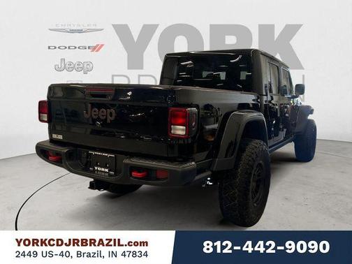 Black Clearcoat 2023 Jeep Gladiator Rubicon