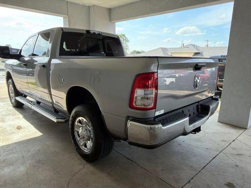 Billet Silver Metallic Clearcoat 2024 RAM 2500 Tradesman Crew Cab 4x4 6'4' Box