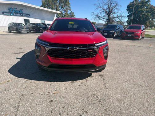 Apex Red 2026 Chevrolet Trax FWD 2RS