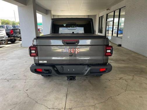 Granite Crystal Metallic Clearcoat 2021 Jeep Gladiator Sport S