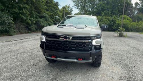 White Sands 2026 Chevrolet Silverado 1500 ZR2