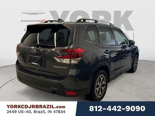 Magnetite Gray Metallic 2023 Subaru Forester Premium