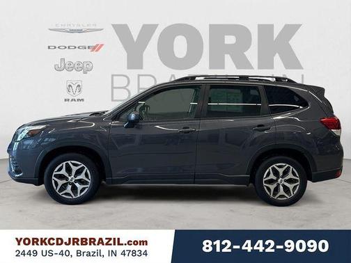Magnetite Gray Metallic 2023 Subaru Forester Premium