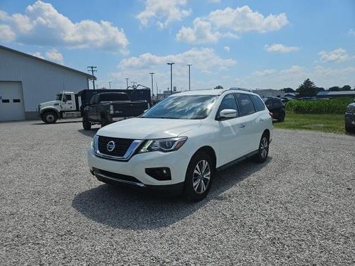 2020 Nissan Pathfinder SV