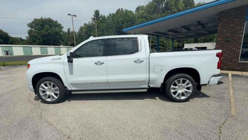 Polar White Tricoat 2026 Chevrolet Silverado 1500 High Country