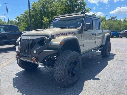 Gobi Clearcoat 2020 Jeep Gladiator Mojave 4x4